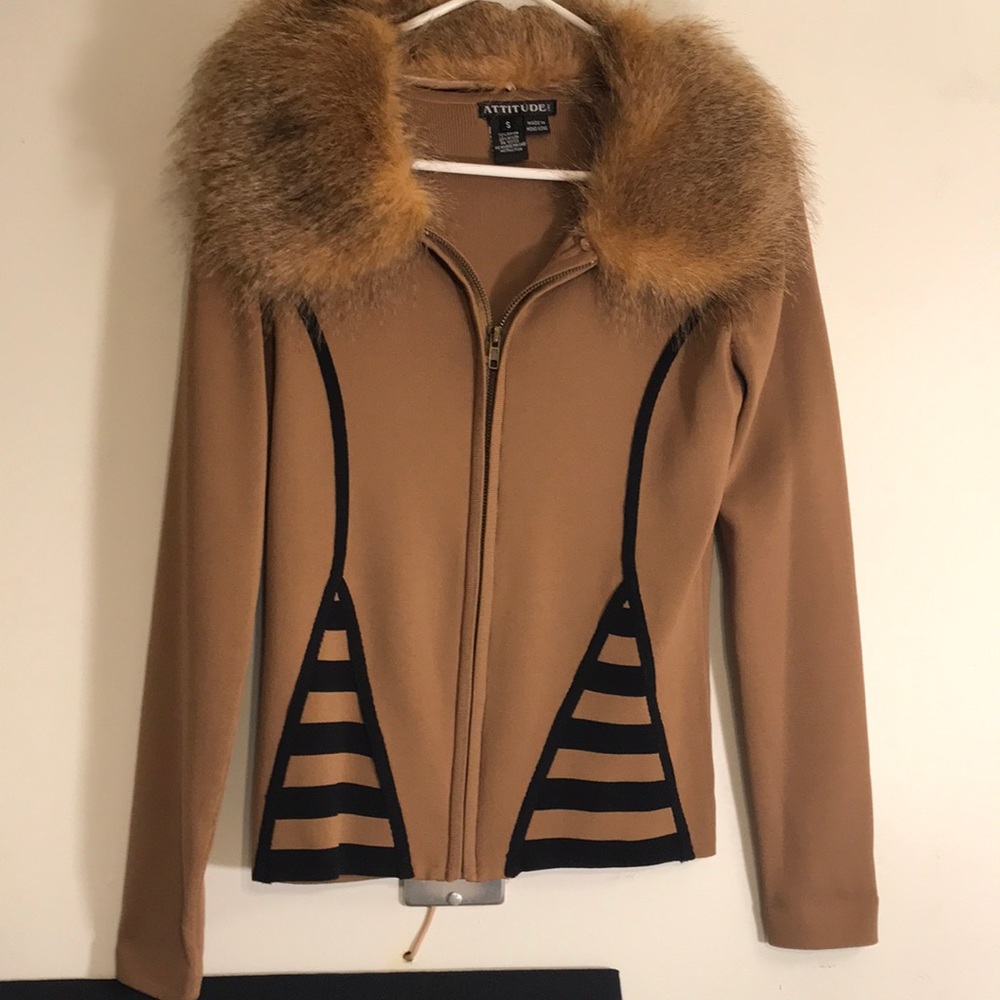 ATTITUDE Knit Long Sleeve Zip Up Sweater with Faux Fur Size Small